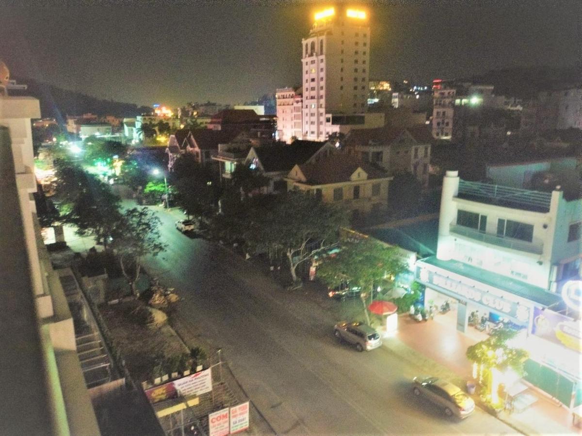 Phoenix Hotel Ha Long Exterior photo
